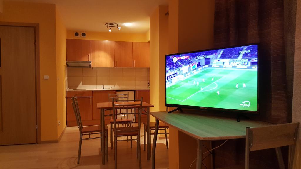 Apartament Alpi Hotel Nowy Targ Kültér fotó